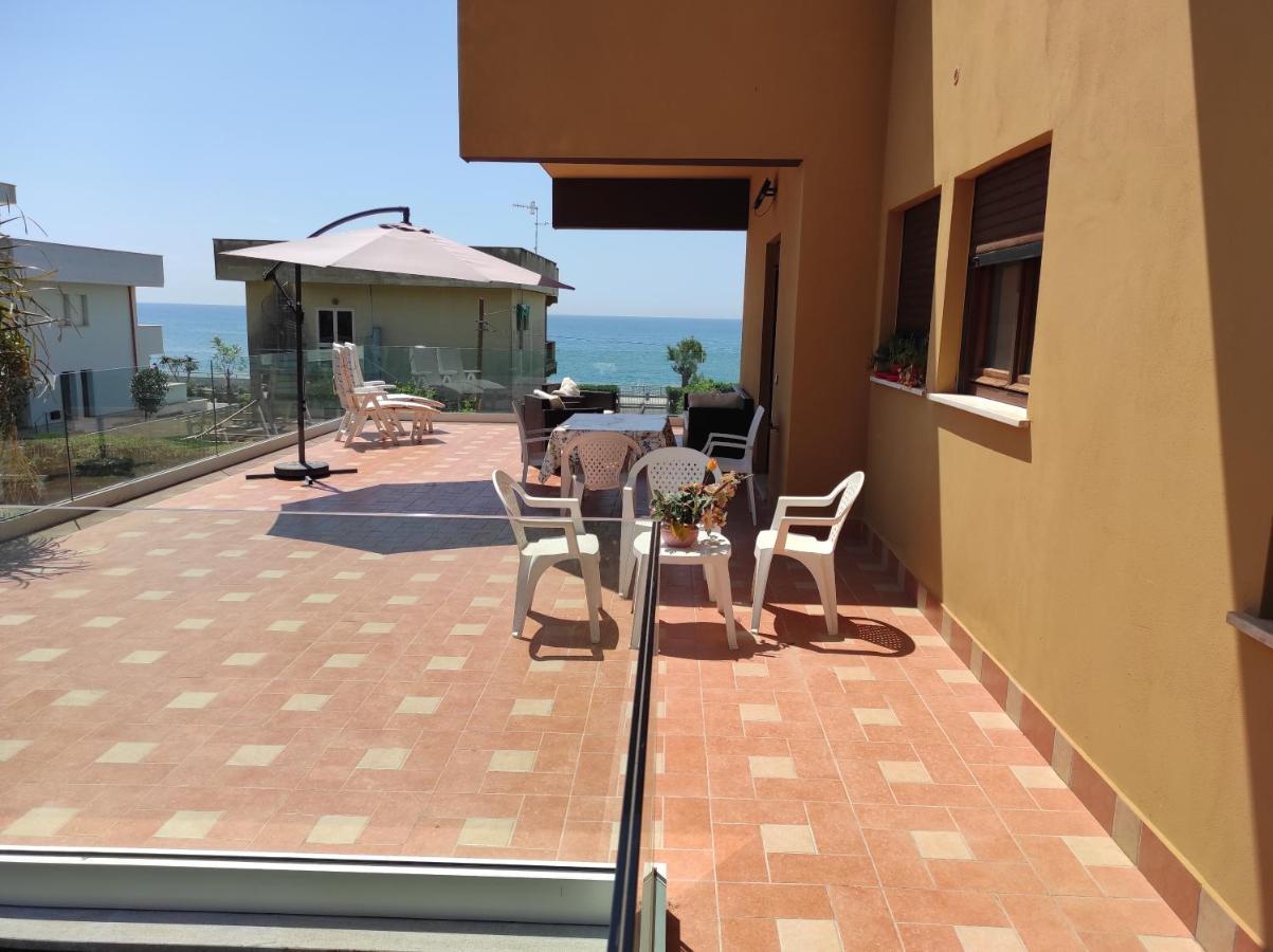 Stella Di Mare Vila Terracina Exterior foto