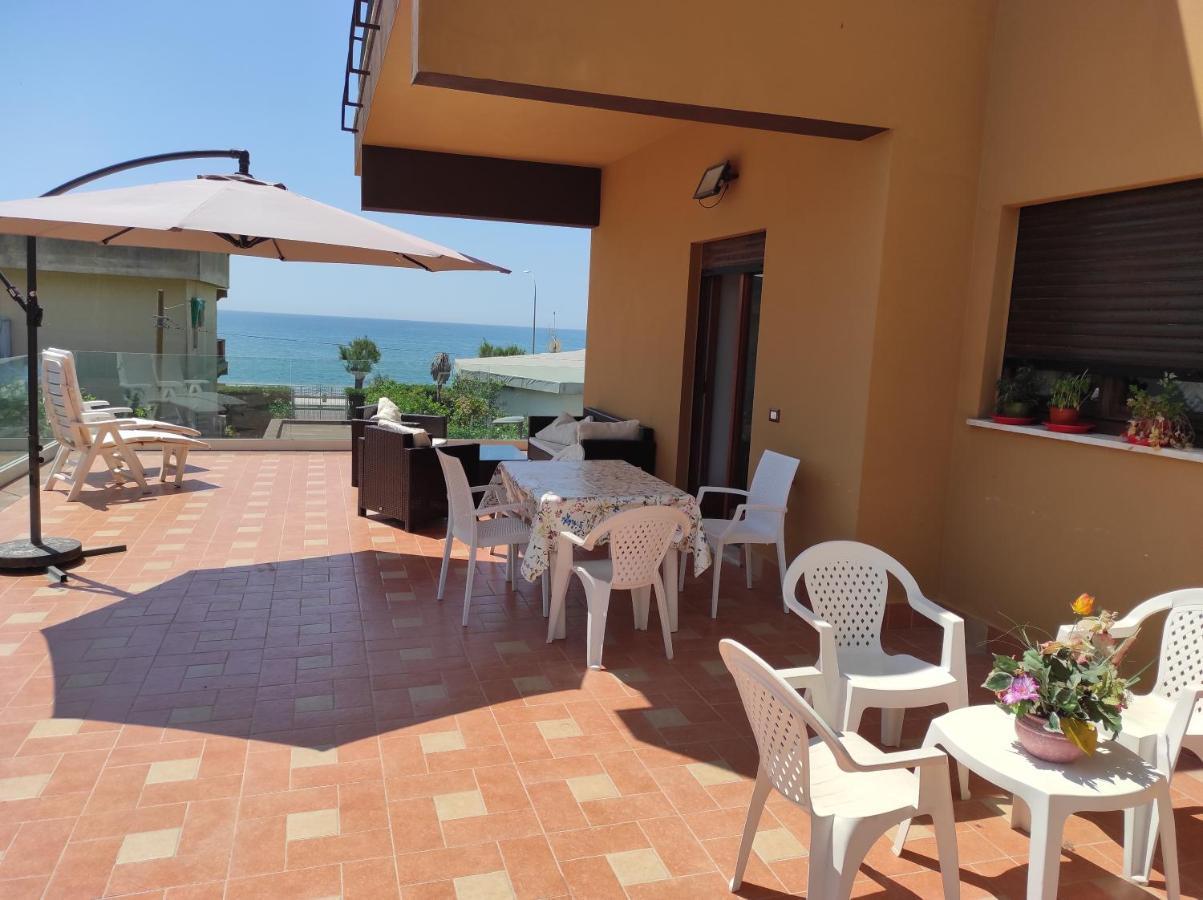 Stella Di Mare Vila Terracina Exterior foto